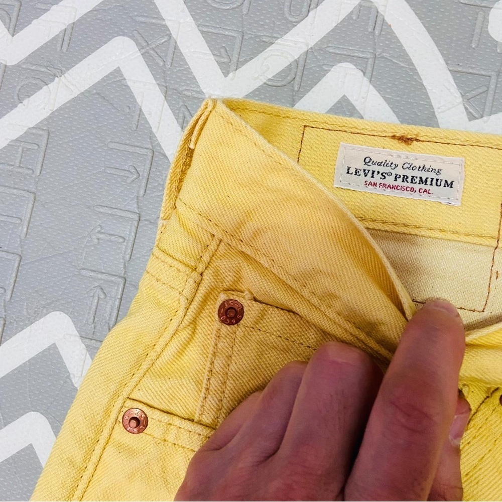 Vintage Retro Yellow Levis 501 Jeans Mens Yellow Denim Regular Fit $120 - Picture 4 of 5